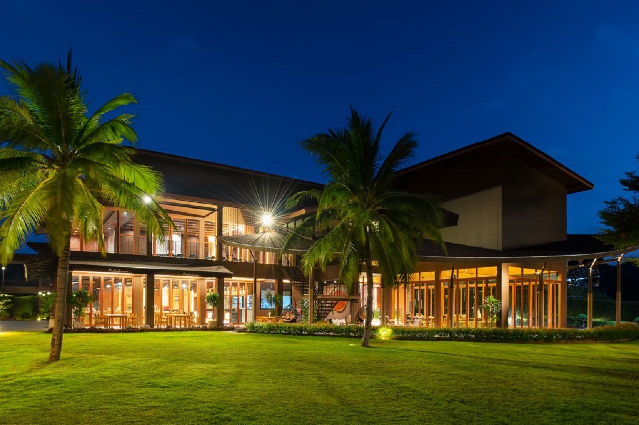 La Isla Pranburi Beach Resort Sam Roi Yot Exterior photo